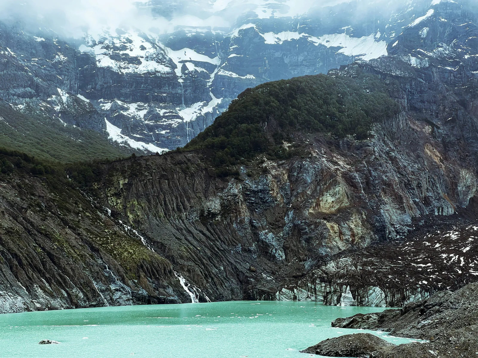 Cerro Tronador y Ventisquero Negro
