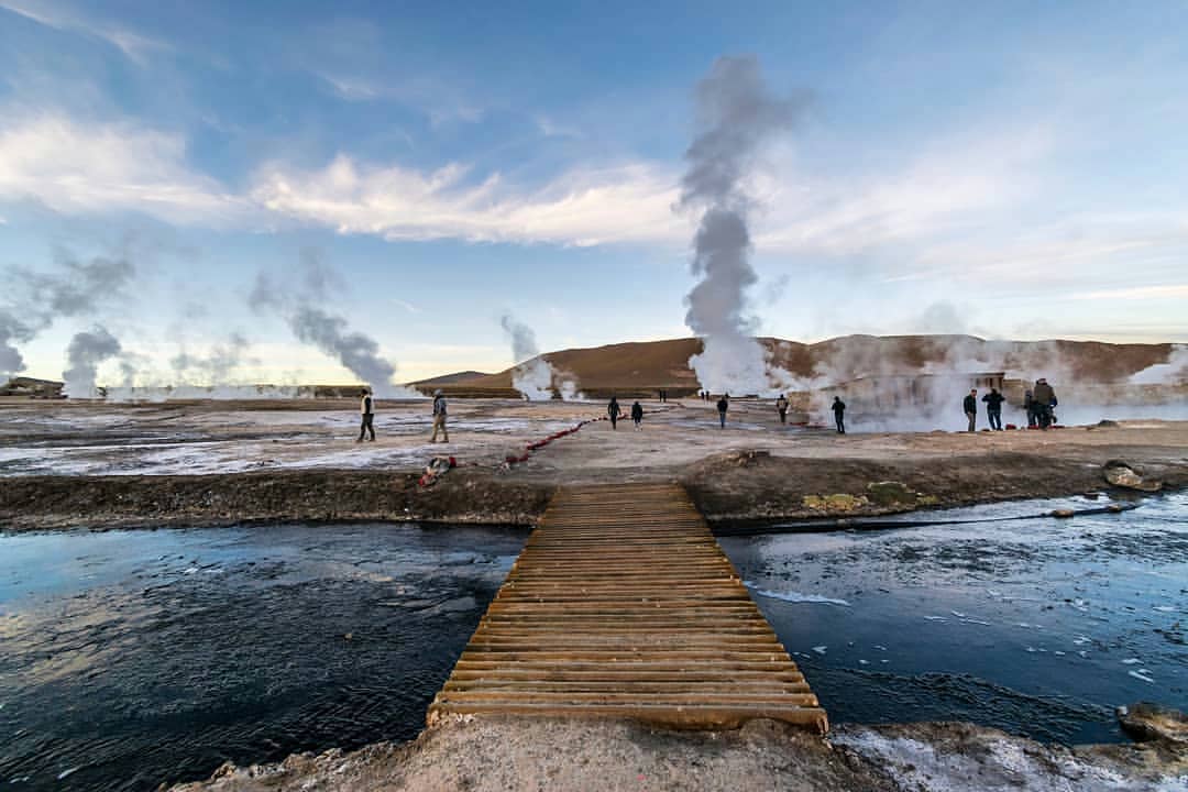 Géisers del Tatio - Aeropuerto Calama - Aeropuerto Santiago + overnight